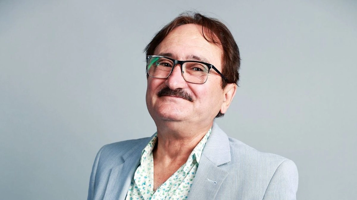Cornel Palade vine pentru prima dată la Iași. Artistul va ține un concert la Cafeneaua Piața Unirii