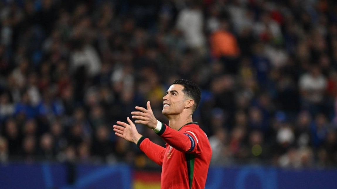 Cristiano Ronaldo și-a lansat canal de YouTube. A adunat peste 19.000.000 de abonați în doar câteva ore