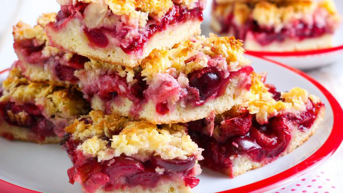 Crumble cu fructe congelate, o rețetă simplă dar delicioasă