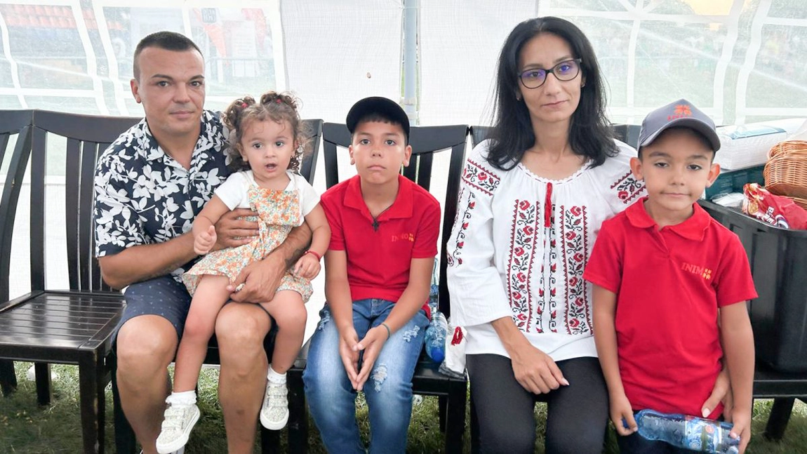 După nopți la rând, petrecute printre șobolani în subsolul unui bloc, această familie din Iași a aflat că Dumnezeu există. A ajuns să stea în apartamentul la care a visat
