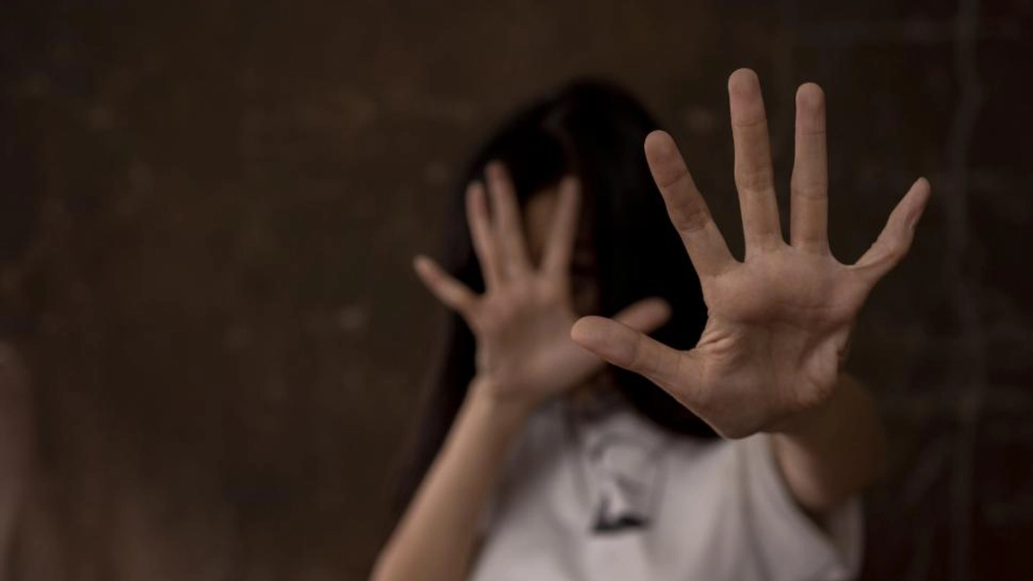 Începând de astăzi, orice victimă poate solicita un ordin de protecție, indiferent de identitatea agresorului