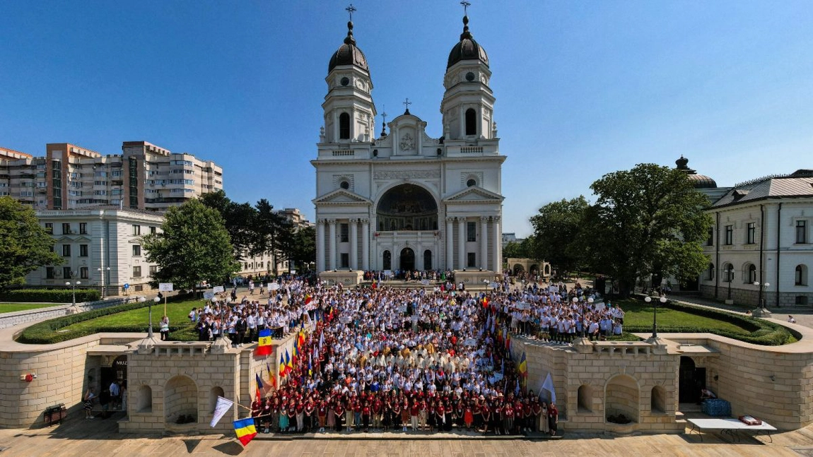 Întâlnirea Tinerilor Ortodocși din Moldova, ediția a IV-a. Părintele Pimen Vlad din Sfântul Munte Athos va fi prezent