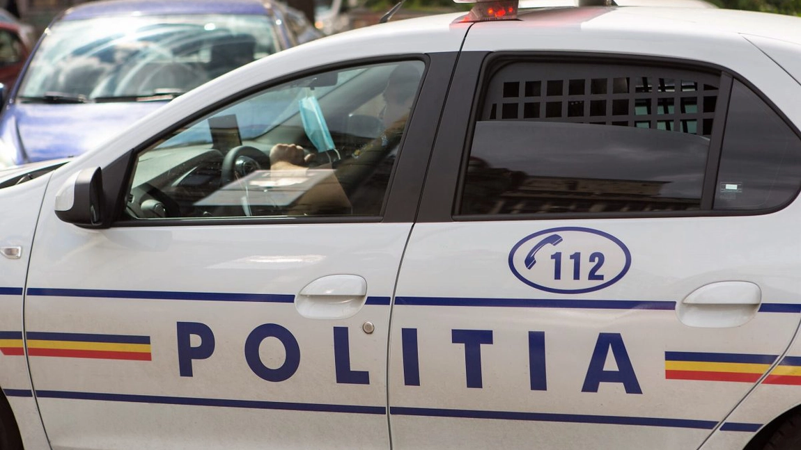 O tânără de 28 de ani a fost înjunghiată de fostul său socru. După atac, agresorul a fugit de la locul faptei
