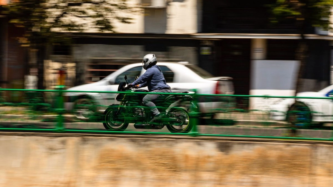 S-a dat lege pentru posesorii de mașini sau motociclete zgomotoase. Iată ce obligații au aceștia