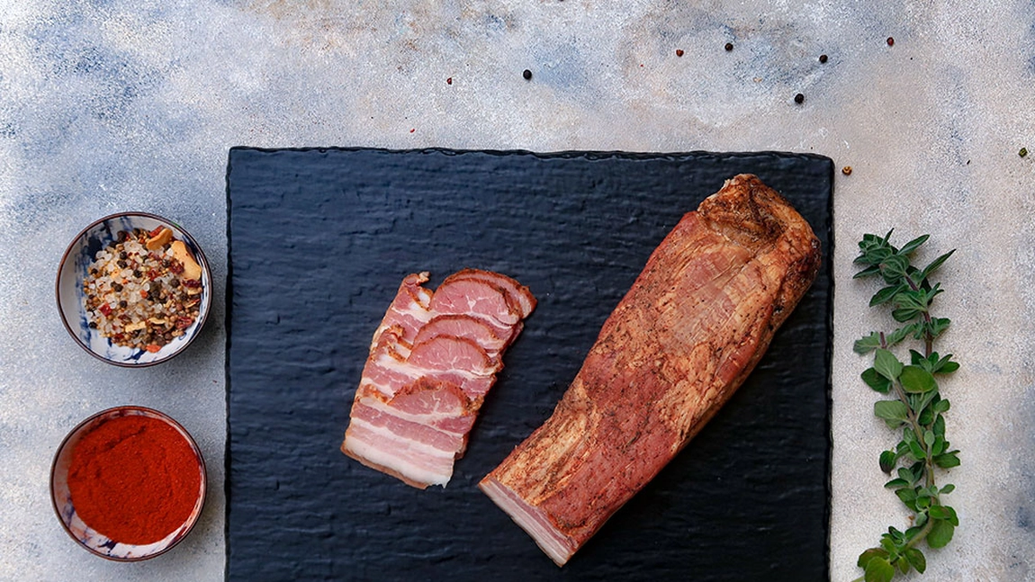 Cum se pregătește carnea de porc pentru afumat? Metoda tradițională pentru a obține cel mai bun gust