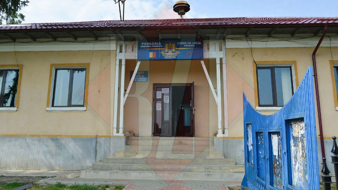 Constructorii vor contractul de peste 750.000 de euro, pentru realizarea trotuarelor dintr-o comună din Iași