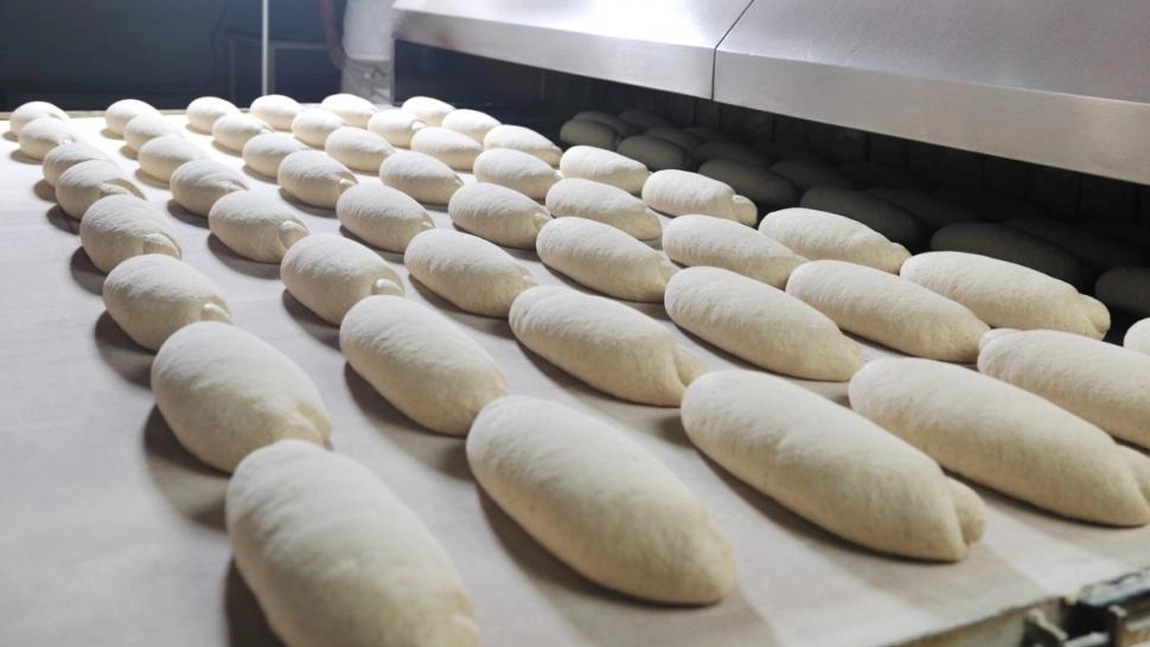 Un tânăr a fost găsit decedat în camera de răcire a preparatelor de la o fabrică de pâine din Tulcea. Acesta a fost găsit după ore întregi
