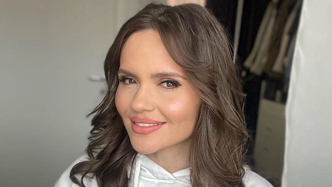 Cristina Șișcanu a fost dată afară! Cum a reacționat soțul vedetei