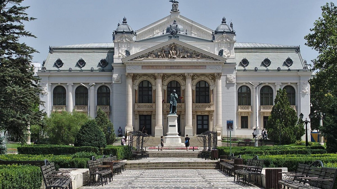 Premiera „Punct. Și de la capăt” cu Maia Morgenstern, la Iași! O comedie modernă la Teatrul  Național