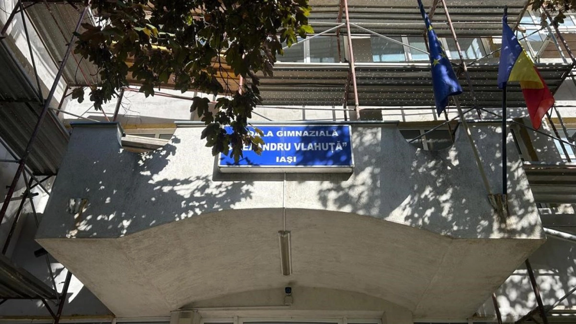 Școala Gimnazială „Alexandru Vlahuţă” Iași este în reabilitare iar elevii au fost relocați la alte două unități de învățământ