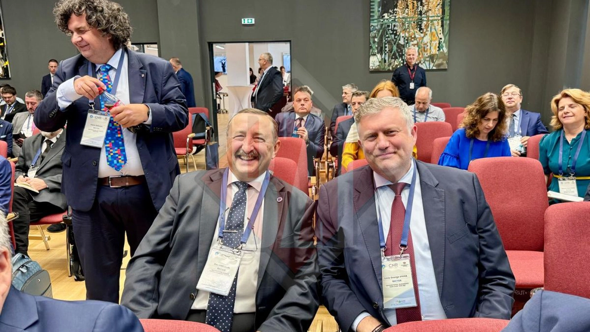 Împăcare istorică în lumea universitară ieșeană. Doi celebri profesori transmit un mesaj spectaculos: „Este important să arătăm că formăm o adevărată comunitate”
