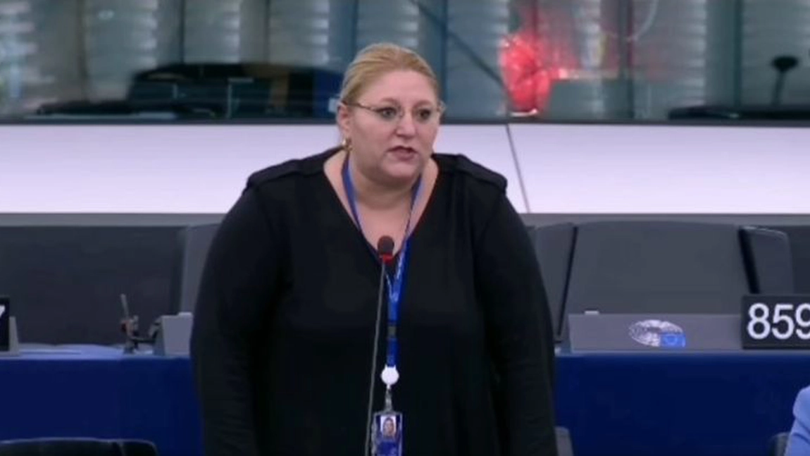 Diana Șoșoacă sparge cenzura în Parlamentul European: discurs despre migrație, terorism și ajutoare la inundații pe modelul celor date ucrainenilor
