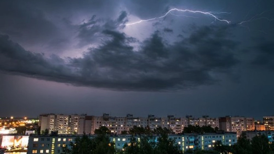 Furtunile lovesc puternic România! Harta județelor vizate de noi alerte meteorologice
