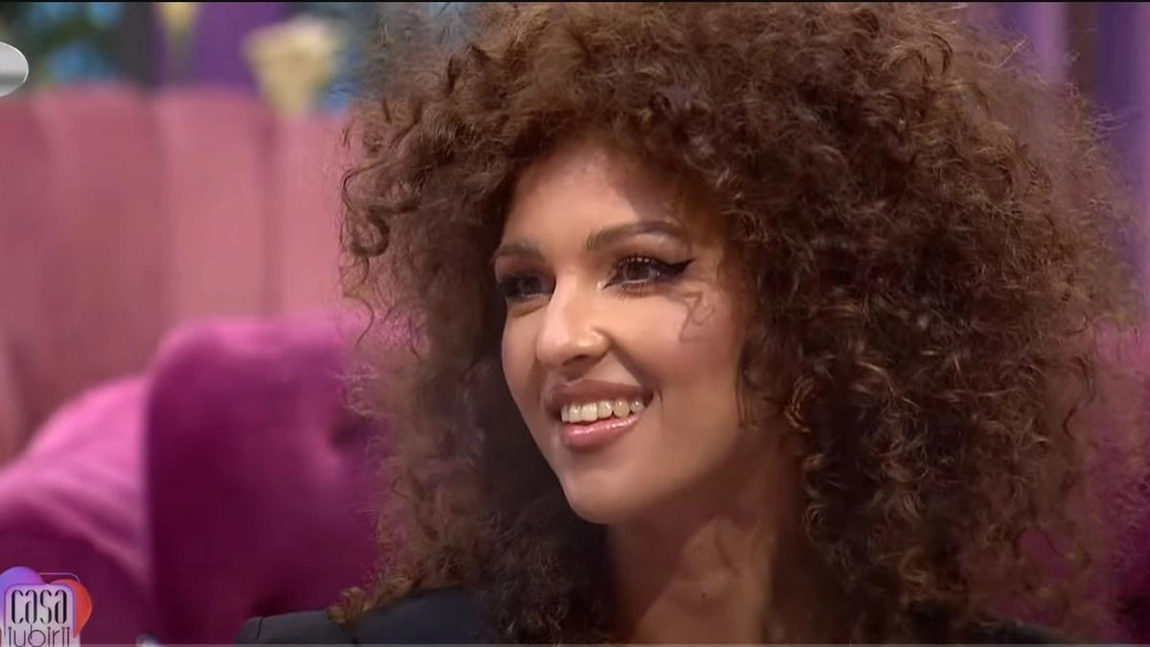 Cum arăta Giuly de la „Casa iubirii” înainte de intervențiile estetice! „Este diferență”