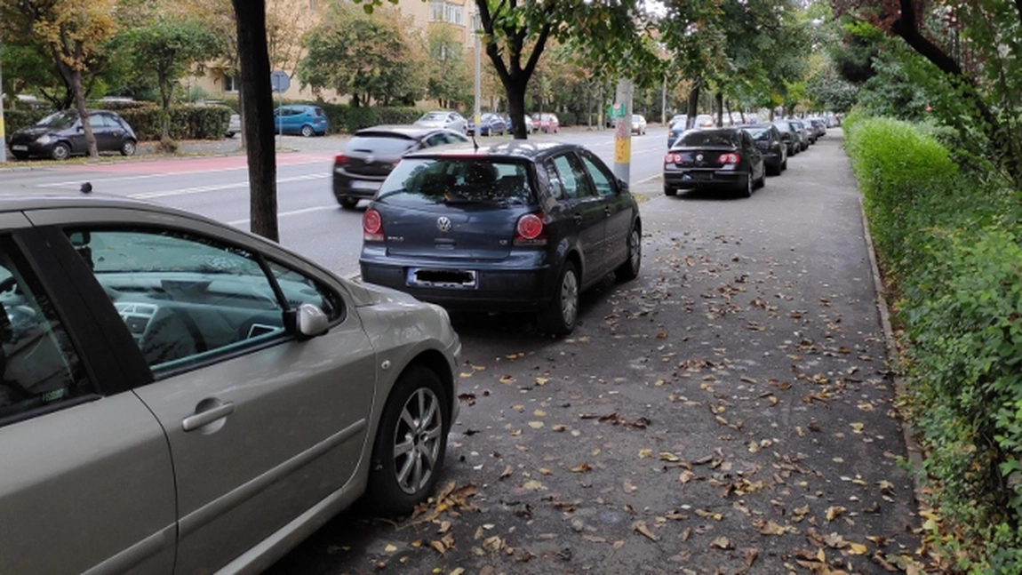 Lege pentru șoferii care parchează mașina neregulamentar! Sunt vizați cei care au primit amendă