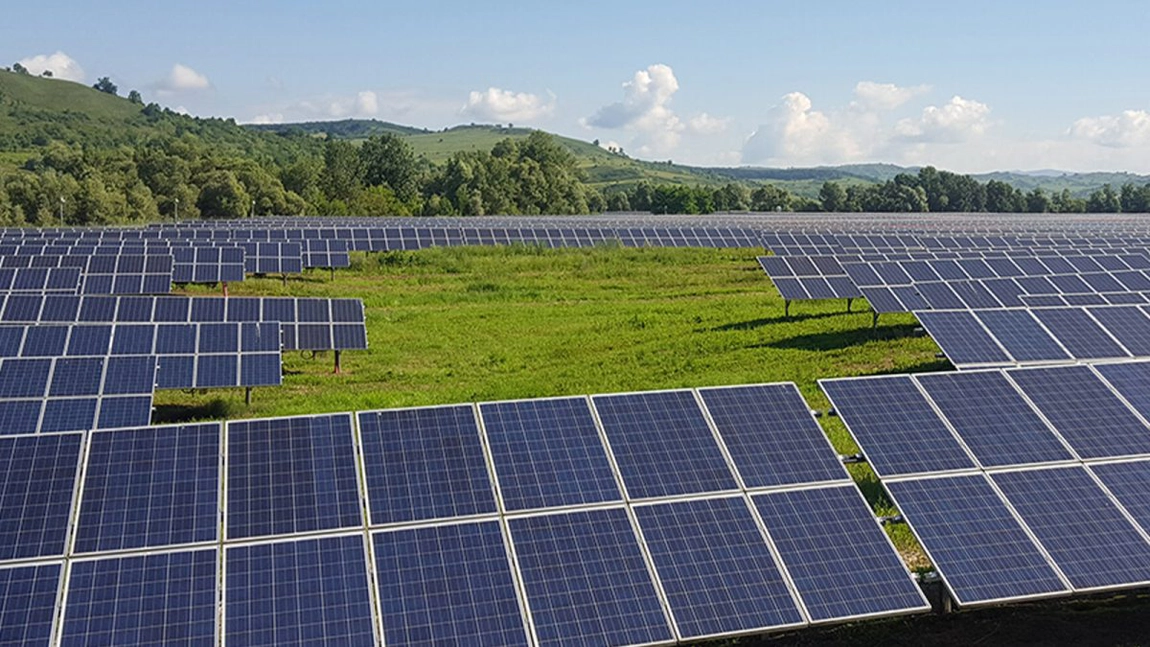 Un număr de 8 firme încearcă să obțină contractul de peste 1.300.000 de lei, de la Valea Lupului! Proiectul prevede înființarea unui parc fotovoltaic