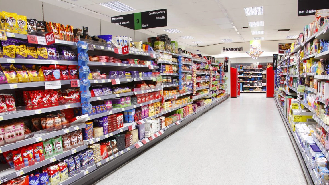 Amenzi de 10.000 de lei pentru scumpiri mascate pentru supermarketuri. Lovitură dură pentru magazine