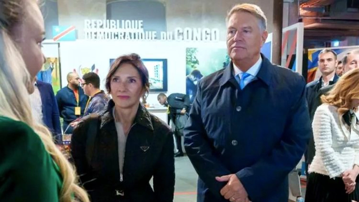 Carmen Iohannis s-a făcut de râs la summit-ul francofoniei de la Paris! Ce detaliu din ținuta ei a surprins neplăcut