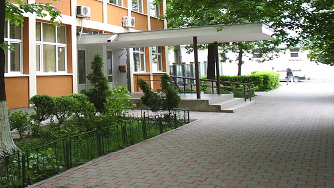 Activităţi dedicate Zilei Europene Împotriva Traficului de Persoane, la Colegiul Naţional 