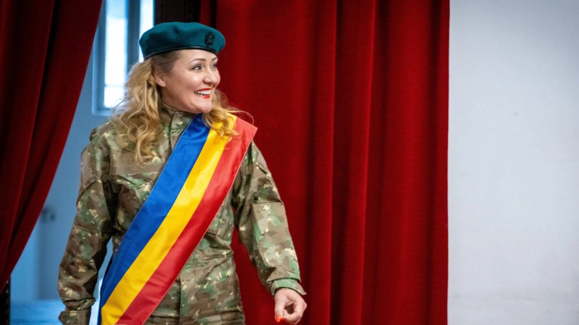 Oana Lasconi este întreținută de tatăl acesteia! Elena Lasconi, candidata USR la alegerile prezidențiale a mințit cu nerușinare