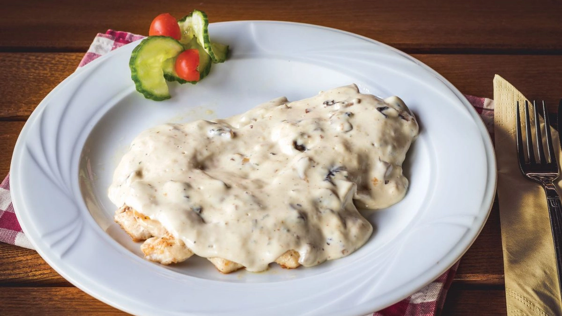 Rețeta pentru pui cu gorgonzola! Un preparat simplu și rapid!