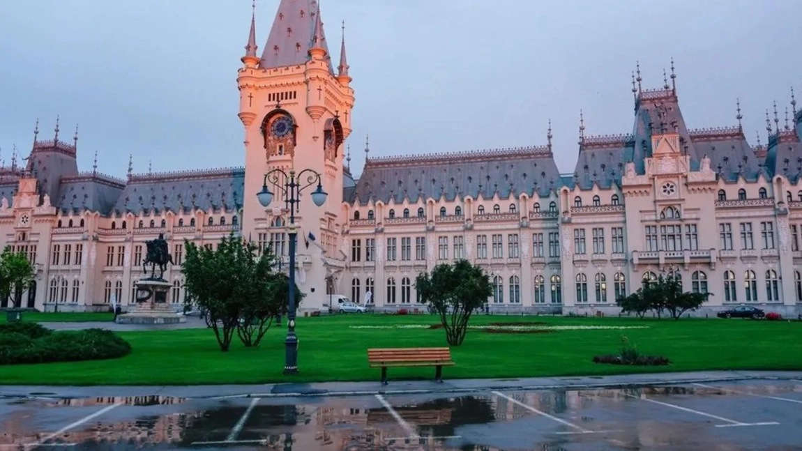 Expoziția „Artă populară japoneză din regiunea Tohoku” la Palatul Culturii din Iași