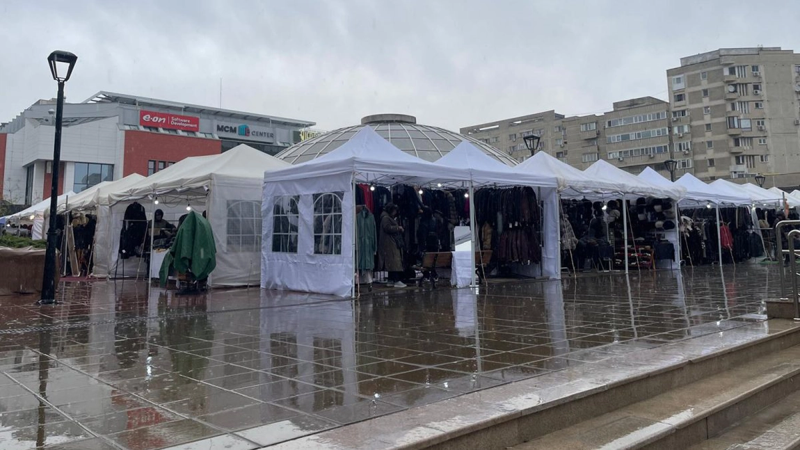 Târgul de blănuri de la Iași, în pierdere față de anii trecuți. „Am dat cojoc de la 1400 de lei la 280!”