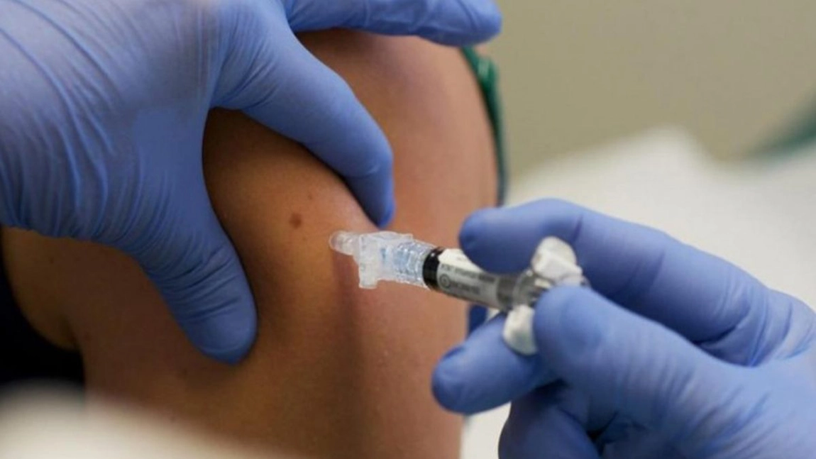 Acestea sunt categoriile de asigurați care pot beneficia de vaccin antigripal compensat! Până în acest moment, aproape 20 de mii de ieșeni s-au imunizat împotriva gripei
