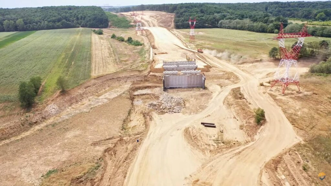 Noua autostradă mult așteptată de toți românii, finalizată înainte de termen. Când se deschide circulația