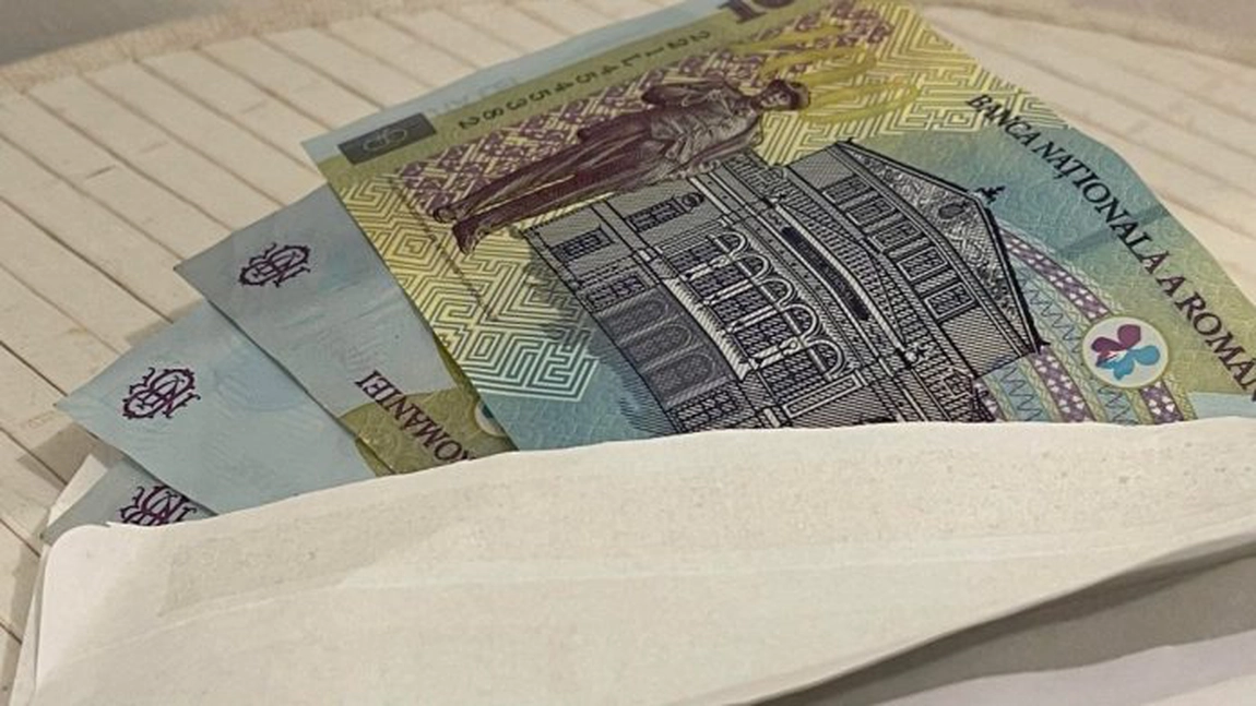 Băncile din România vor ca statul să limiteze plățile cash! Ce se întâmplă cu salariile în numerar