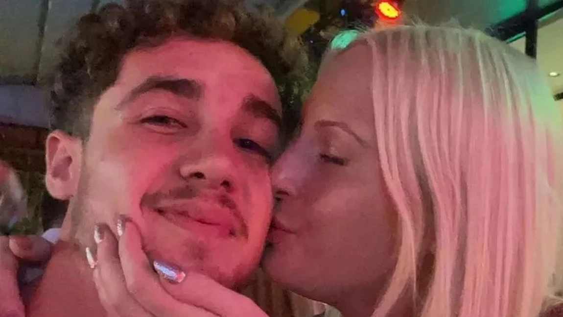 O bunică a vrăjit un tânăr de 19 ani! „Vârsta nu contează când ești îndrăgostit”