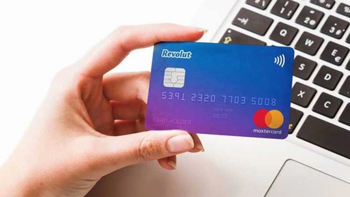 Se lansează cardul de salariu Revolut! La ce trebuie să fie atenți românii