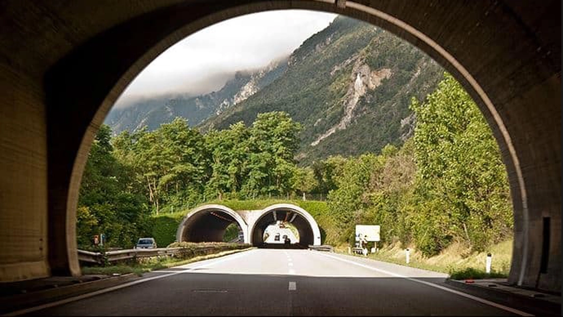 Încep lucrările la cel mai lung tunel de autostradă din România! Construcția valorează 1,8 miliarde de lei