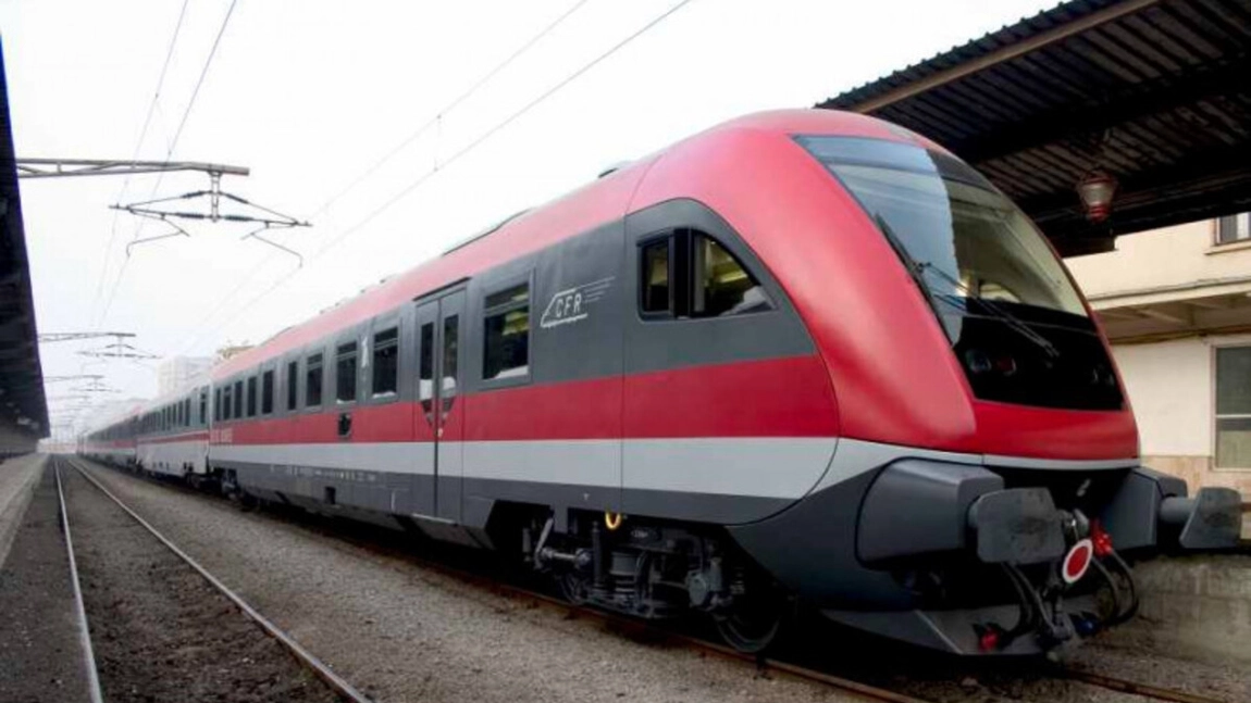 Trenurile CFR au făcut probe cu viteza de 176 km/h. Unde este calea ferată modernizată