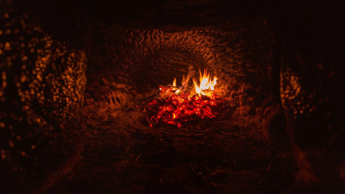 Tânără moartă într-un cuptor de pâine! Mama acesteia a găsit rămășițele carbonizate