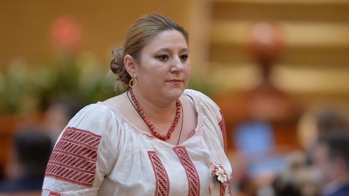 Reacția oficială a liderului S.O.S. România, în exclusivitate la BZI LIVE, după ce a fost scoasă din cursa pentru prezidențiale. Diana Șoșoacă: „Statul de drept nu mai există. Este posibil ca alegerile să nu mai existe în acest an”