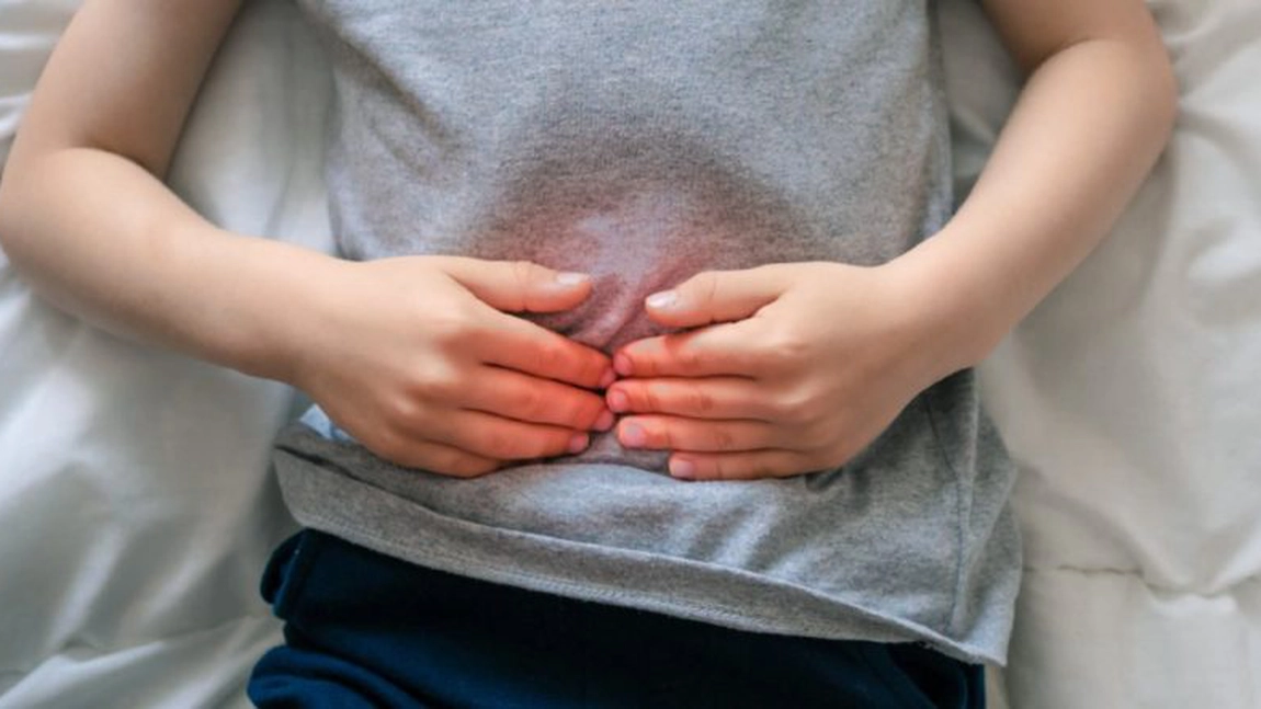 Cât durează durerea de apendicită? Iată cum o deosebești de alte afecțiuni