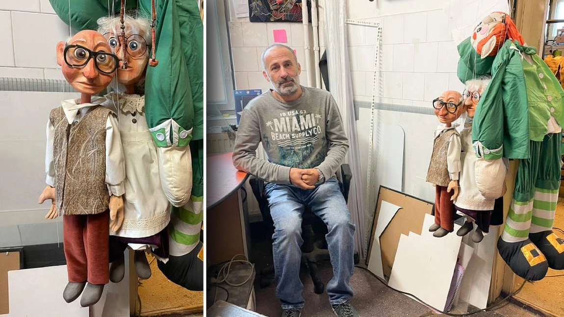 Constantin Butoi este unicul sculptor de păpuși din Iași care dă viață poveștilor de pe scenă. „Am mii de păpuși create de mine”