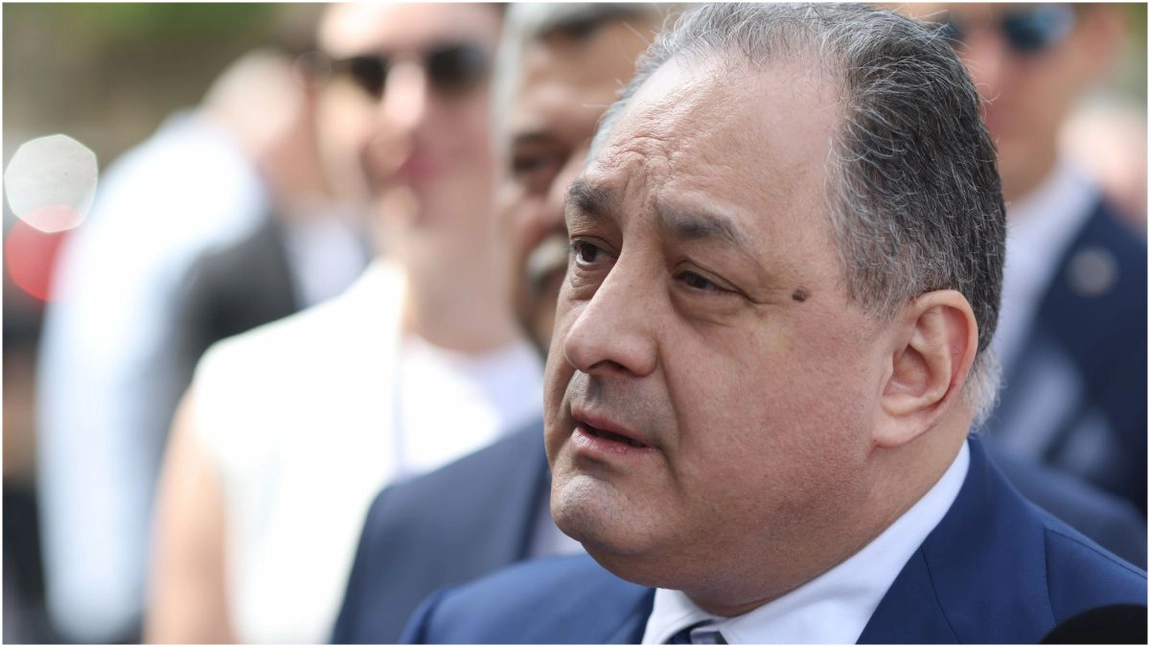 Stenograme explozive cu Marian Vanghelie. Se laudă că îl face președinte pe Mircea Geoană. „Am dat 300 de mii numai pe semnături”