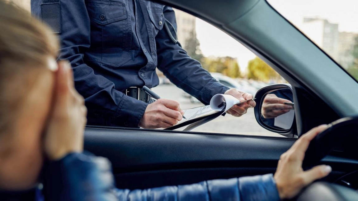 O nouă modificare în Codul Rutier! Șoferii care fac asta rămân fără permis de conducere