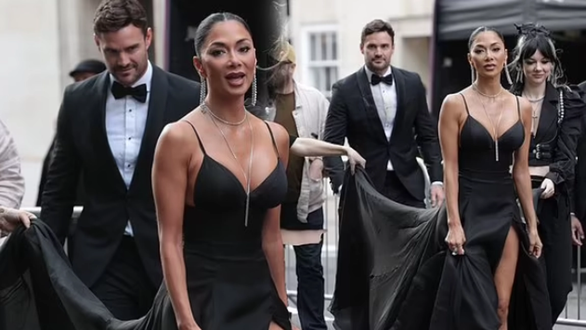 Nicole Scherzinger, mai sexy ca niciodată! Cântăreața incendiază Broadway-ul într-o renaștere strălucitoare