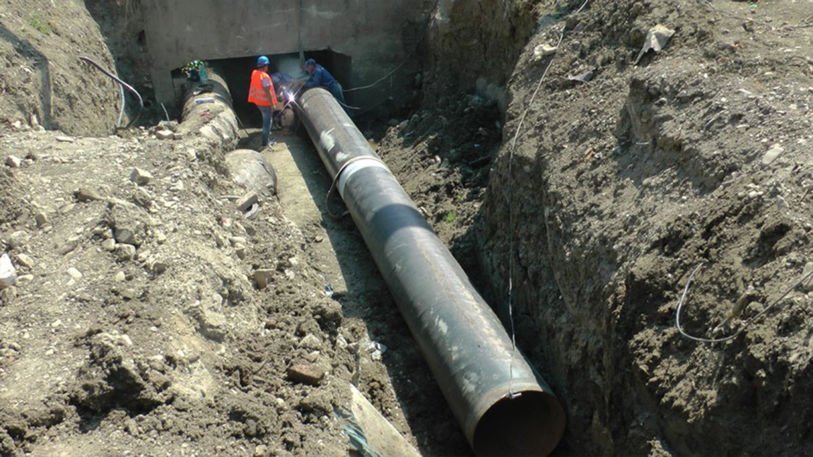 Un cartier din Iași și câteva străzi vor rămâne fără apă din cauza unei avarii. Iată în cât timp se vor face reparații
