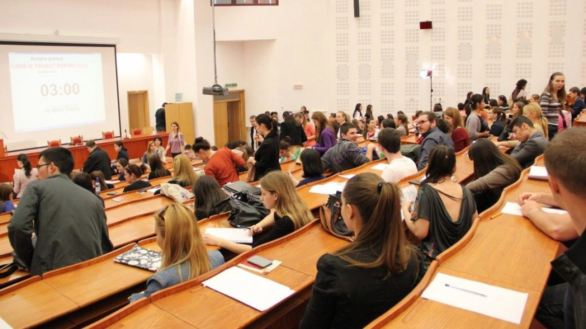 Bursele studenţilor au fost majorate. Ligia Deca a aprobat noul ordin