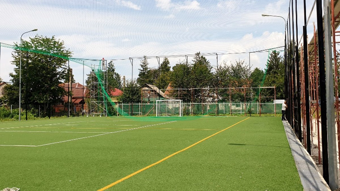 A fost anulată licitația de peste 980.000 de euro din comuna Ion Neculce. Proiectul avea ca obiectiv construirea terenurilor de sport și spațiilor pentru activități recreative