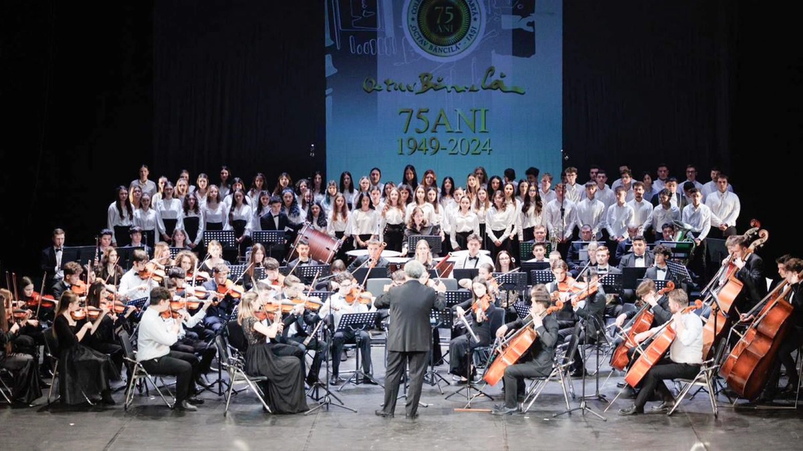 Colegiul Național de Artă „Octav Băncilă” din Iași a sărbătorit 75 de ani de excelență, printr-o gală aniversară spectaculoasă