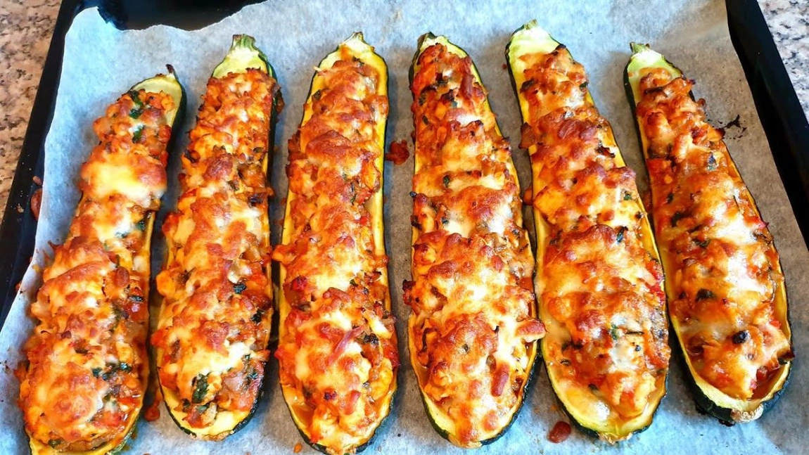Cea mai bună rețetă de dovlecei umpluți la cuptor! Un deliciu culinar