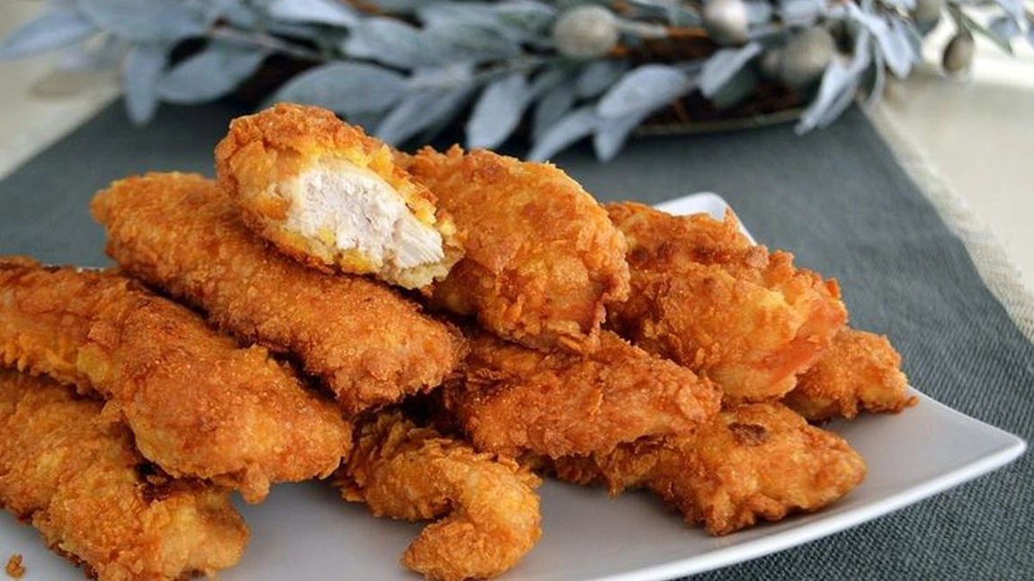 Crispy din piept de pui. O rețetă perfectă pentru un preparat crocant și delicios