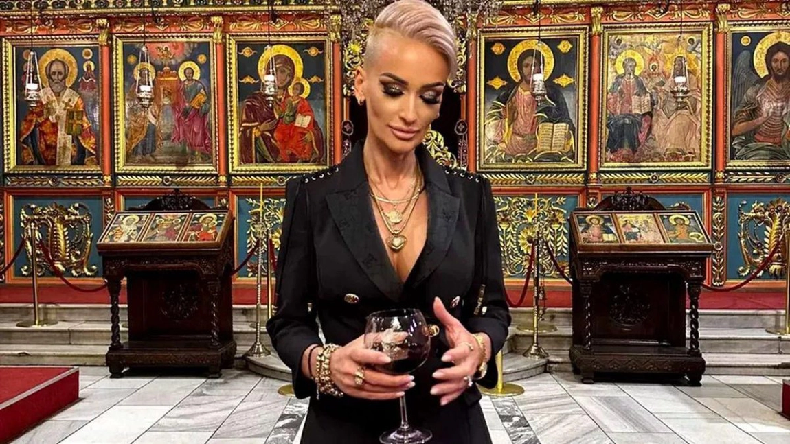 Imagini rare cu Gabriela Lucuțar înainte să devină Regina Întunericului. Cum arăta celebra afaceristă acum câțiva ani