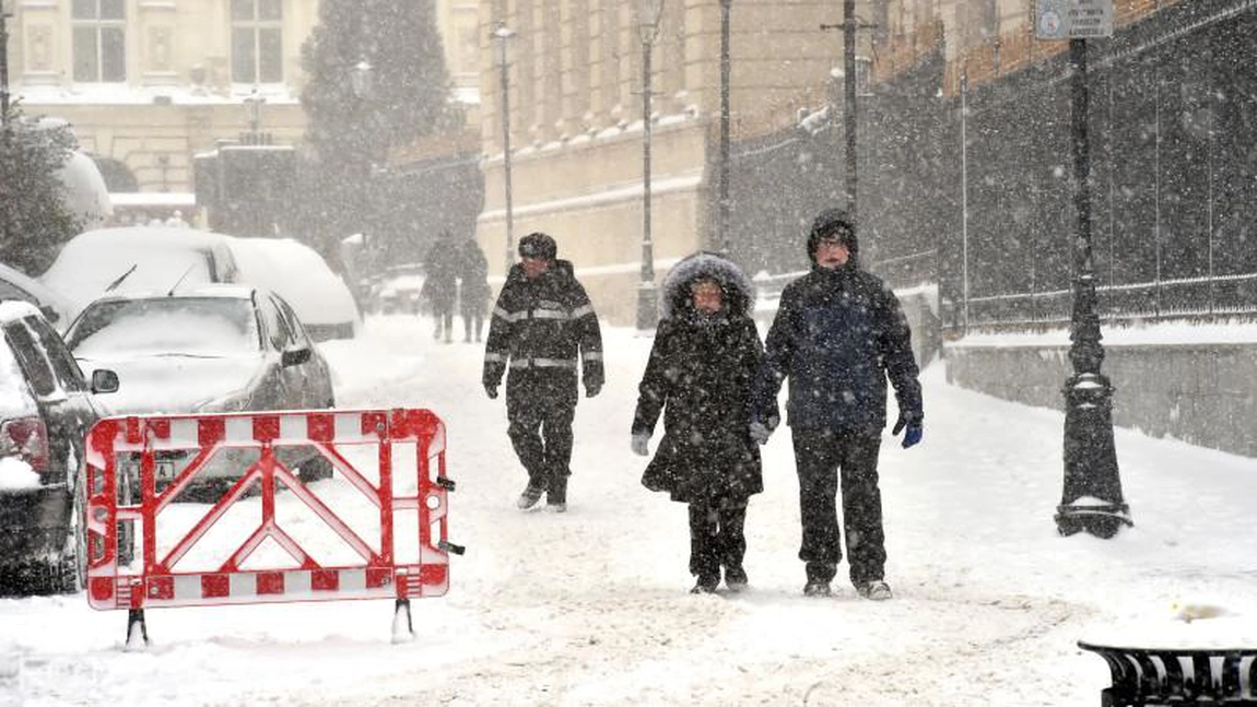 Vin zăpezile în România! Schimbare bruscă a vremii anunțată de meteorologi. Iată județele vizate de alertă