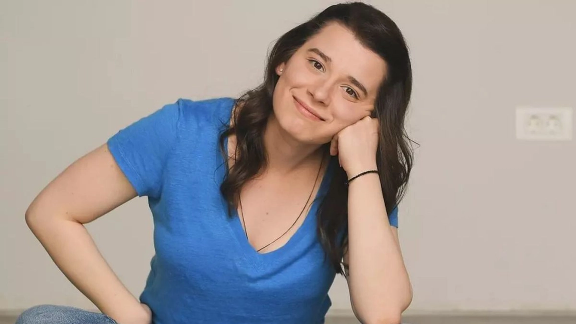 Kira Hagi a întors toate privirile cu rochia purtată. „Regele” are cu ce să se mândrească